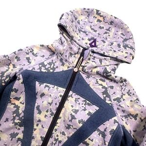 Ivivva by Lululemon Hoodie Girls 10 Thumb Holes Full Zip Purple Camo Hooded Logo